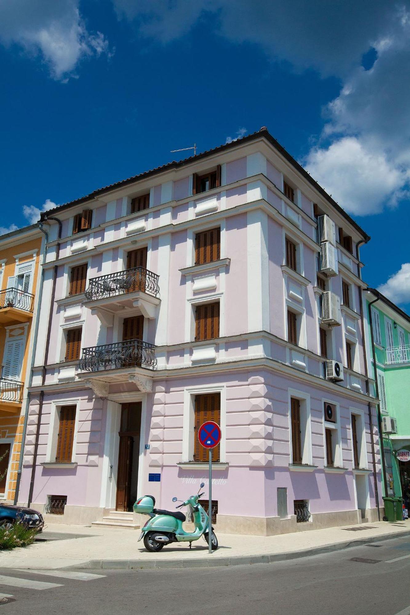 Apartments Villa Castello Crikvenica Exterior photo