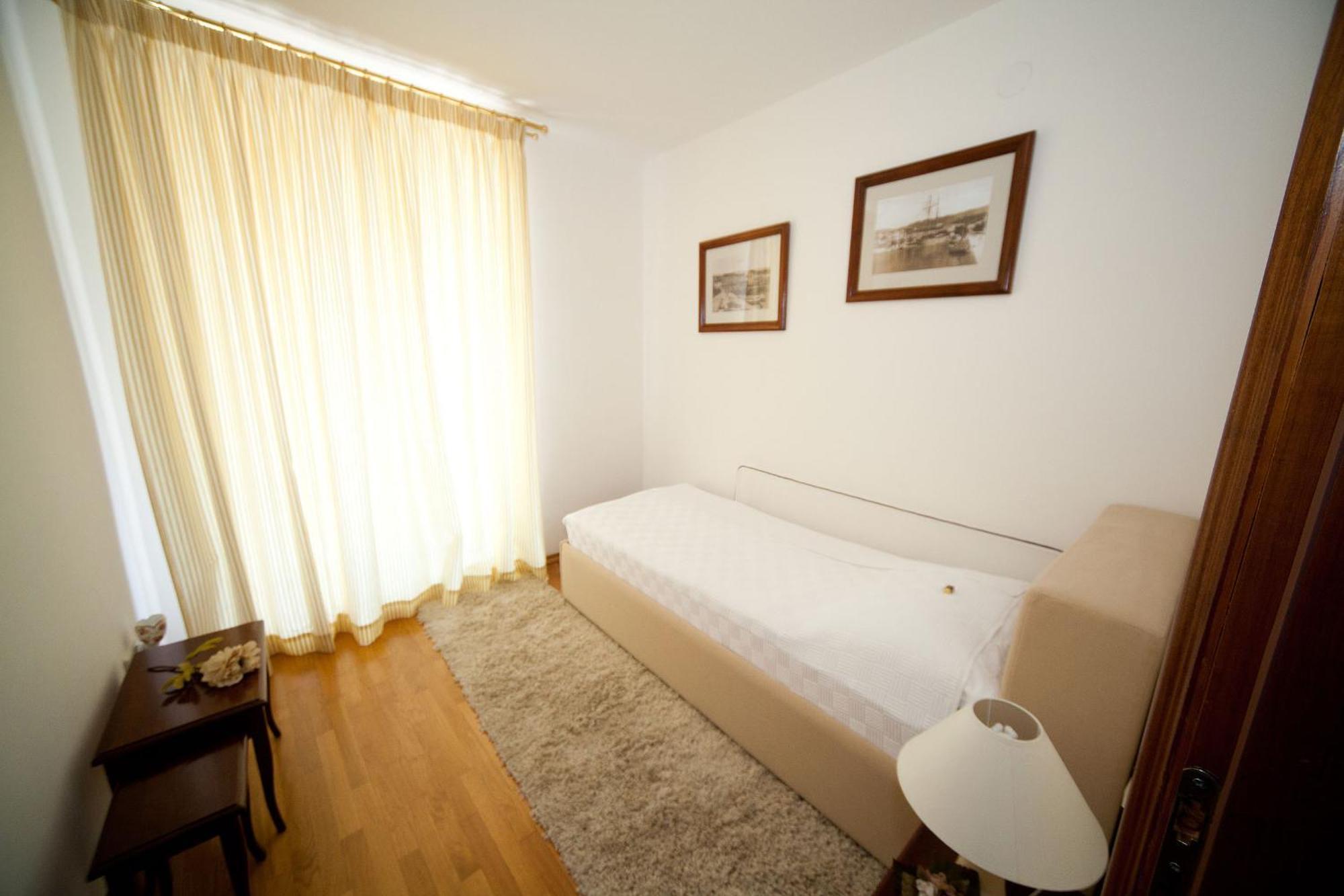 Apartments Villa Castello Crikvenica Exterior photo