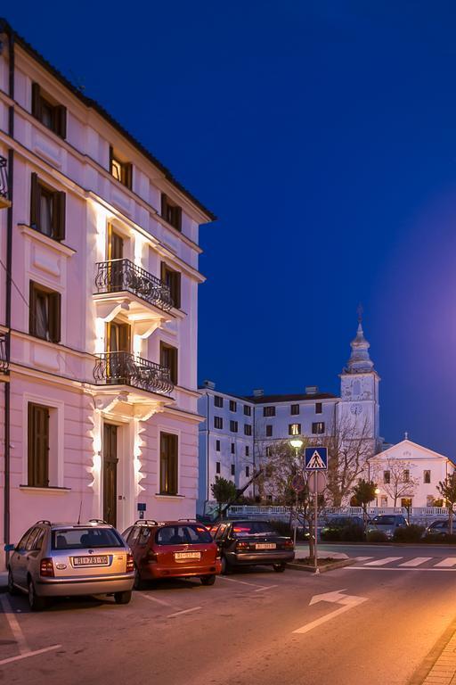 Apartments Villa Castello Crikvenica Exterior photo